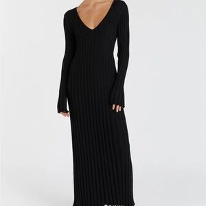 Elegant Black Ribbed Knit Dress